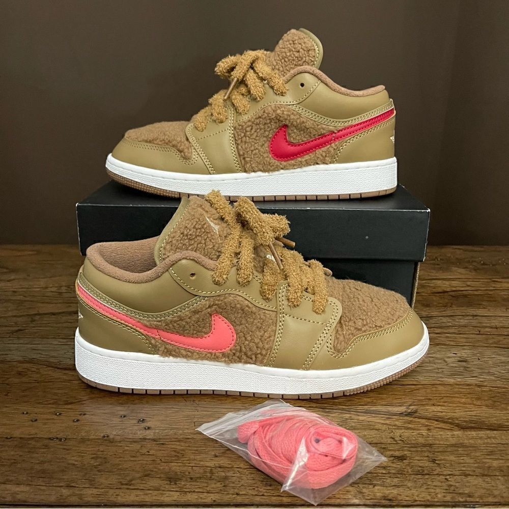 Nike Jordan (GS) Air Jordan 1 Low Utility 'Teddy Bear'